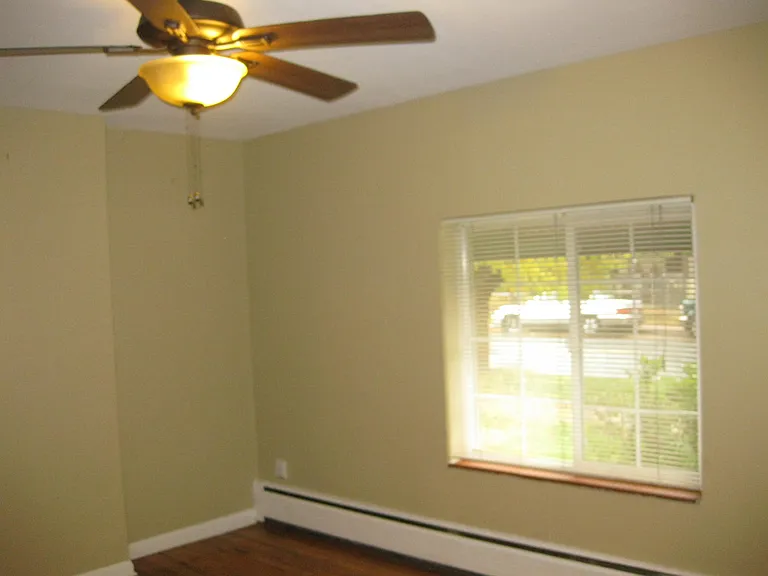 Bright living area about 16' x18' Great space.
