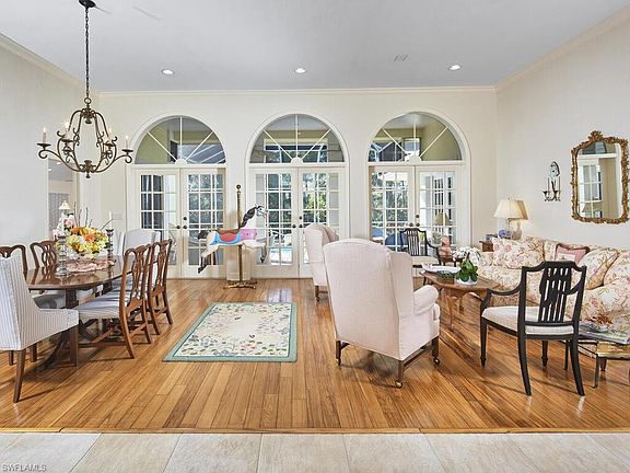 2nd image of 3971 Woodlake DR