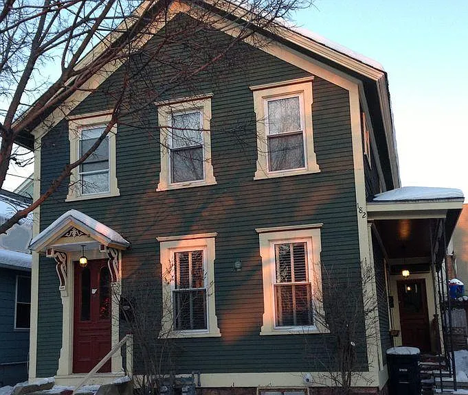 182 Pine St — Photo 1
