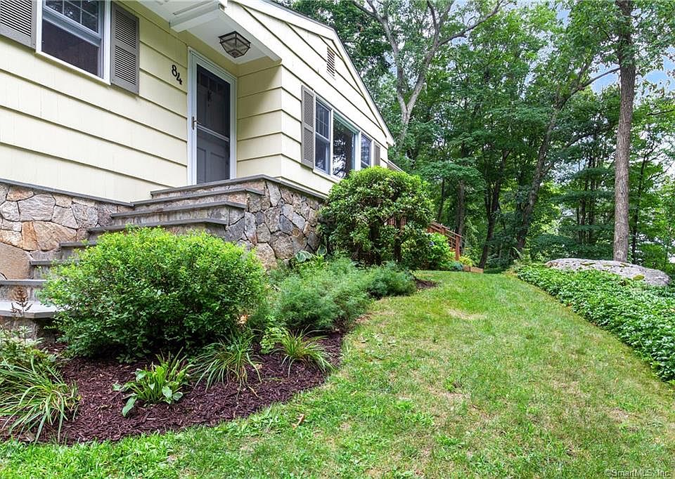 2nd image of 84 Stony Hill Rd