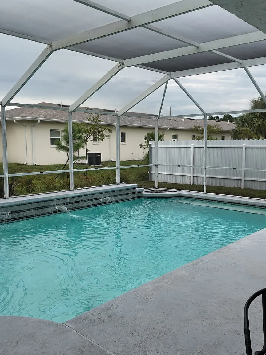 3 bed, 1900 sqft, $2,800 — Photo 3