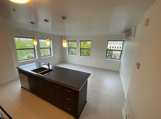 877 E Park St #404, Eugene, OR 97401