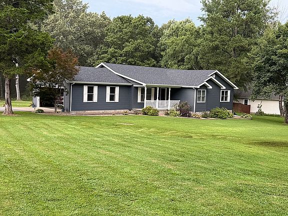 2nd image of 1006 Sally Holler Rd