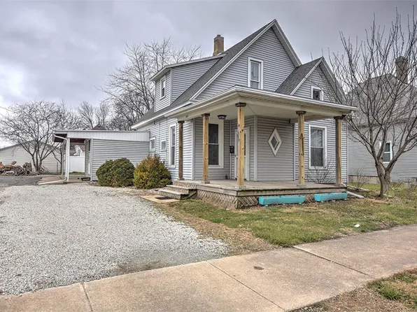 209 N Main St, Sullivan, IL 61951