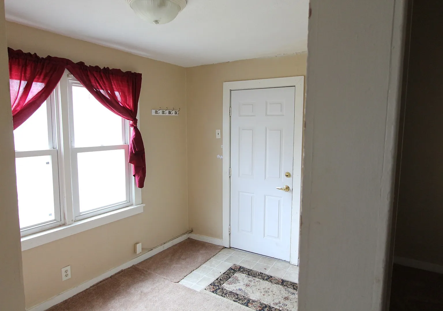 In-Unit Washer and Dryer — Photo 4