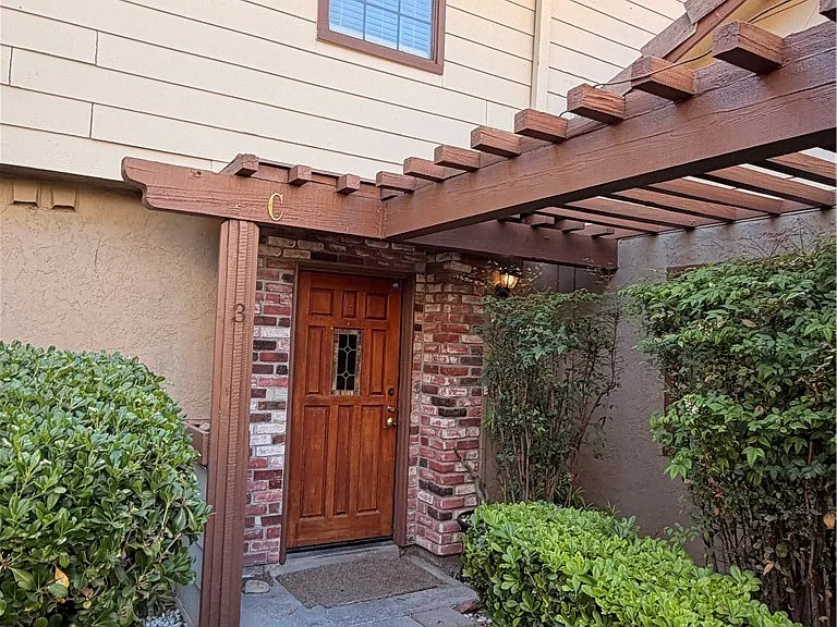 3267 Dawnflower St #C — Photo 3