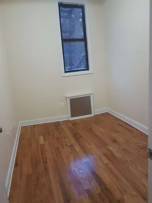 Rented by Smart NY Realty LLC | media 8