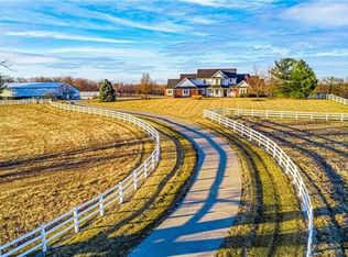 13301 State Rte E, Savannah, MO 64485