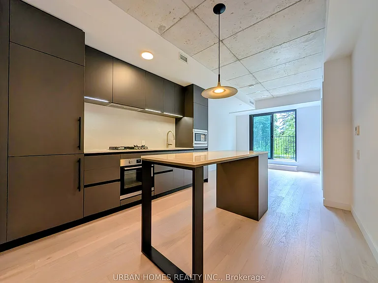 1720 Bayview Ave #508 — Photo 3
