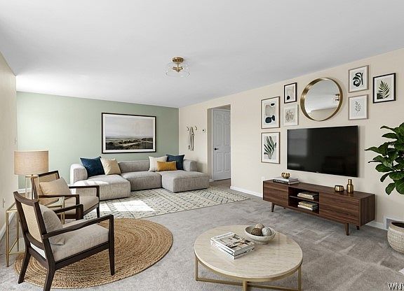 5th image of 1420 Maple Rd APT 6