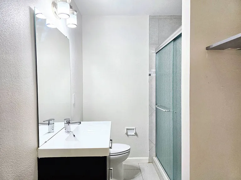 1446 Curtin St — Photo 19