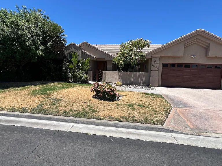 41865 Harrison Dr — Photo 2