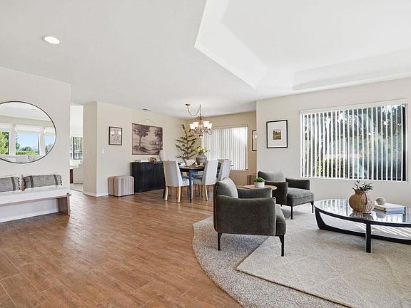 3rd image of 24586 Rutherford Rd