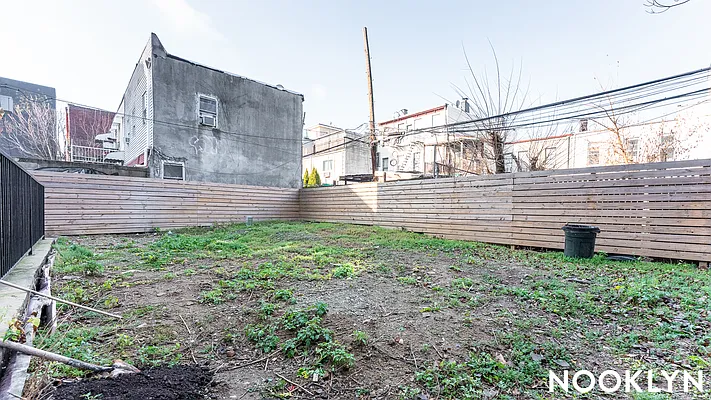 Rented by Nooklyn NYC LLC | media 21