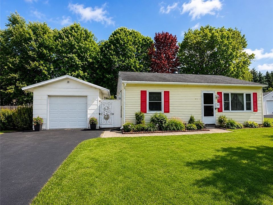 1st image of 413 Woodburne Dr