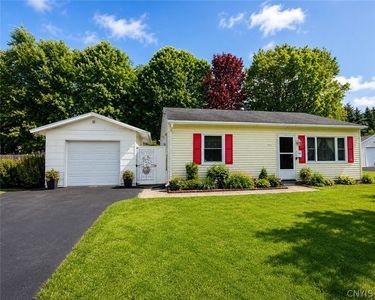 413 Woodburne Dr, Utica, NY, 13502