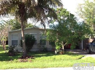 12100 Live Oak Dr, Fort Myers, FL 33908