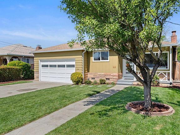 3rd image of 132 Aster Way
