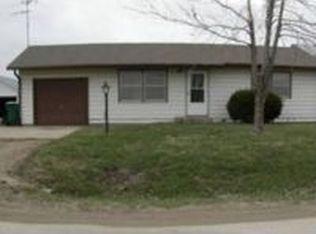 219 4th St, Mayetta, KS 66509