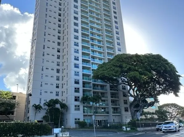 1450 Young St APT 506, Honolulu, HI 96814