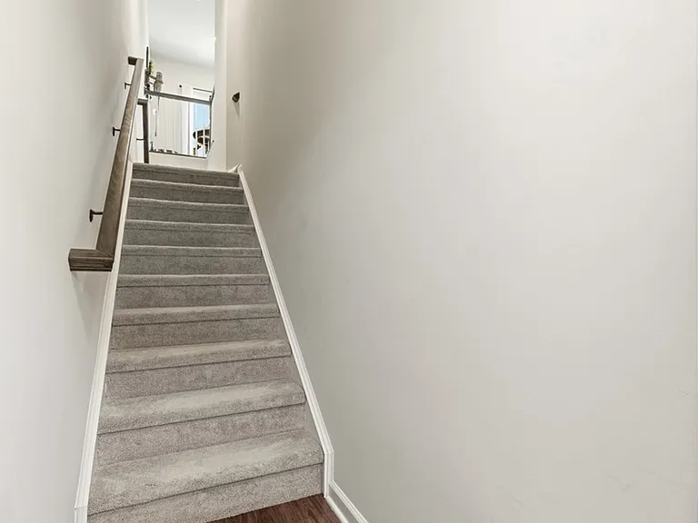 7402 Chestnut Way — Photo 8