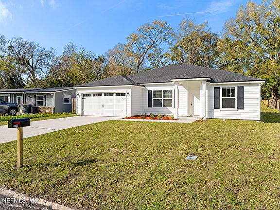3rd image of 3649 MIMOSA Drive