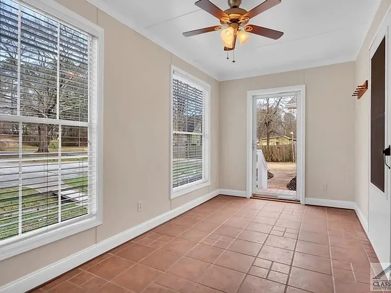 155 Dwight Rd — Photo 10