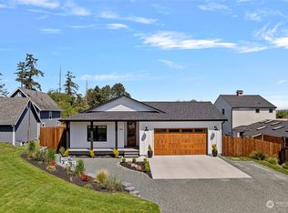 404 NE 6th St, Coupeville, WA