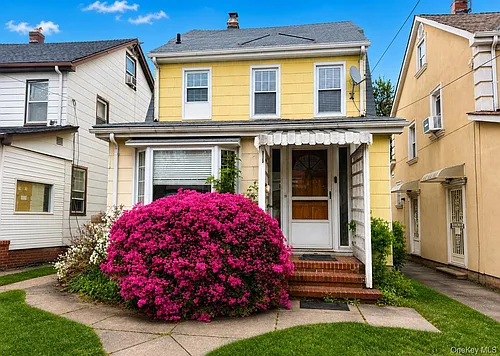 45-17 Auburndale Ln #2 Photo 1