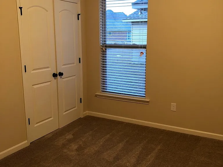 1040 Deer Pass Dr — Photo 10