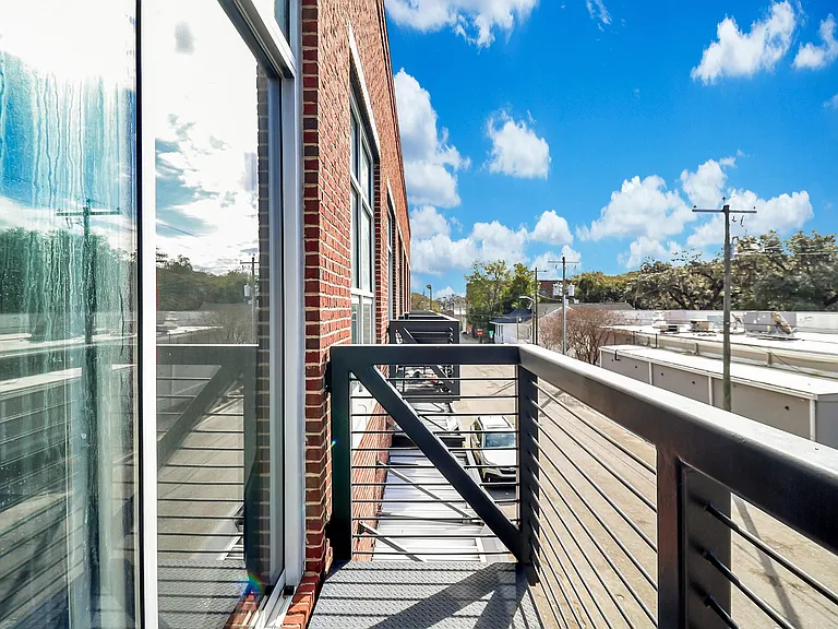 2514 Abercorn St #205 — Photo 37