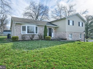 2233 Dover Rd, Harrisburg, PA 17112