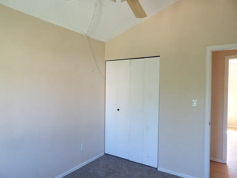 3483 Foxridge Dr — Photo 16
