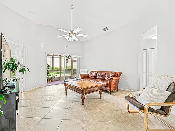 3rd image of 8178 Duomo Cir