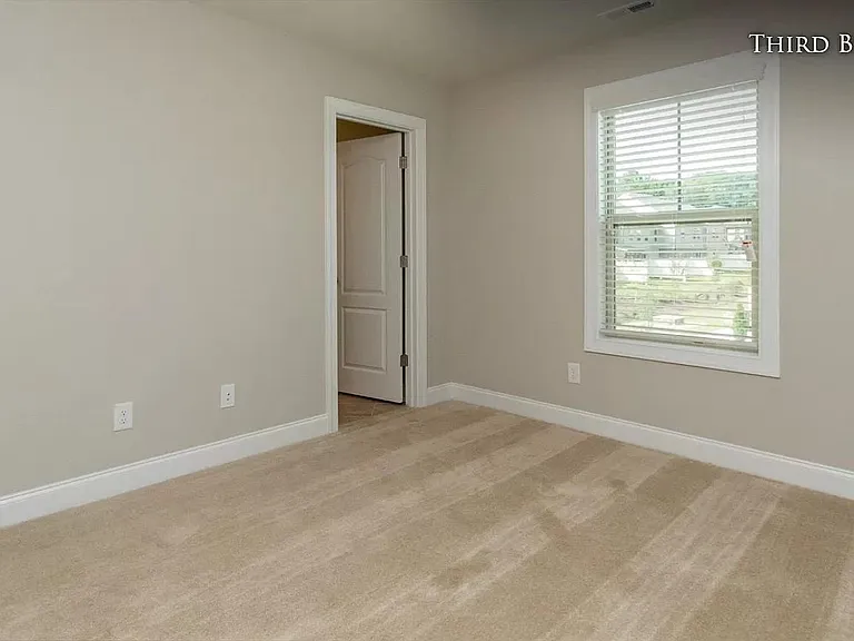 1007 Rexburg Dr — Photo 18