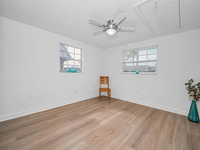 4200 Hampton Dr — Photo 27