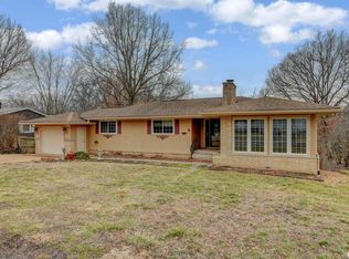 8 Willimantic Rd, Rochester, IL 62563