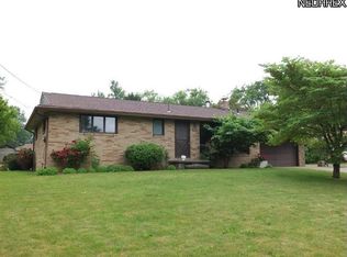 3845 Teakwood St NE, Canton, OH