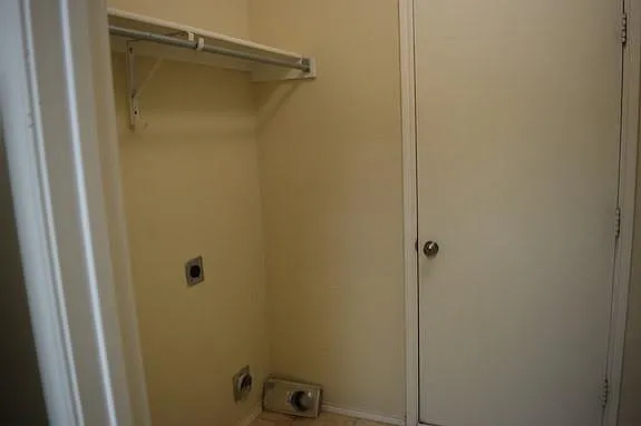 4105 Capstone Dr — Photo 15