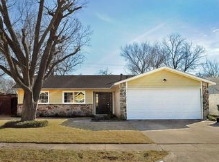 1522 Meadow Way, Garland, TX 75042