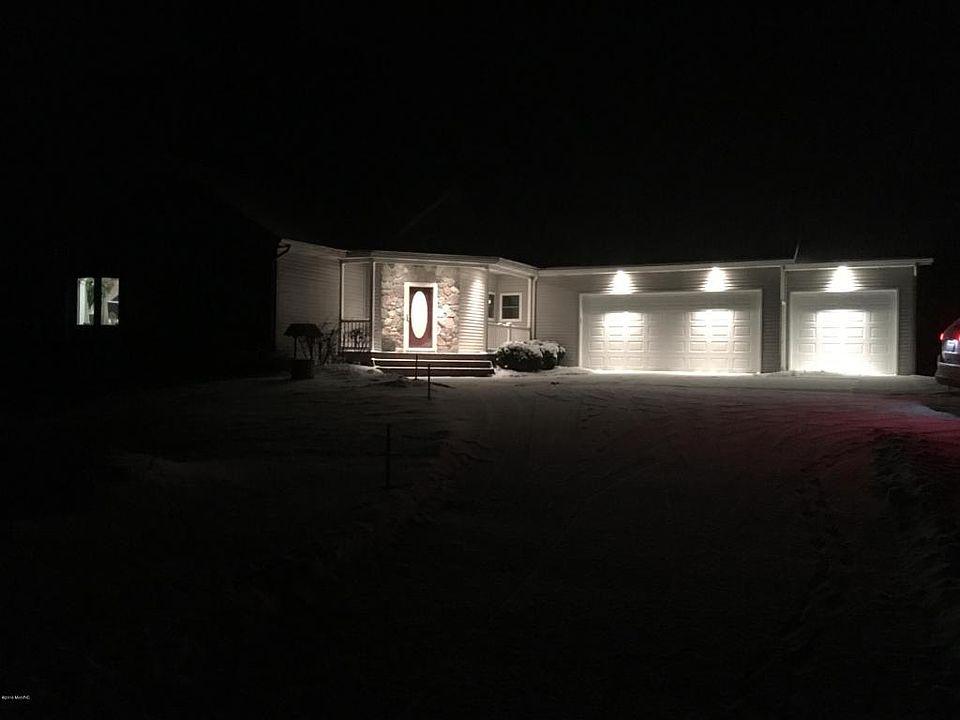 2nd image of 7262 Snow Ridge Ct SE