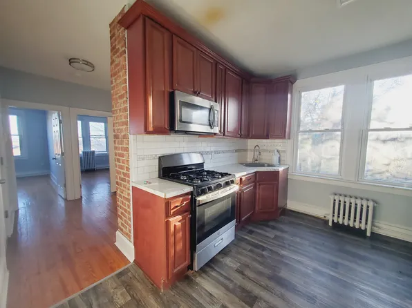 12 Randolph Avenue image 1 of 6