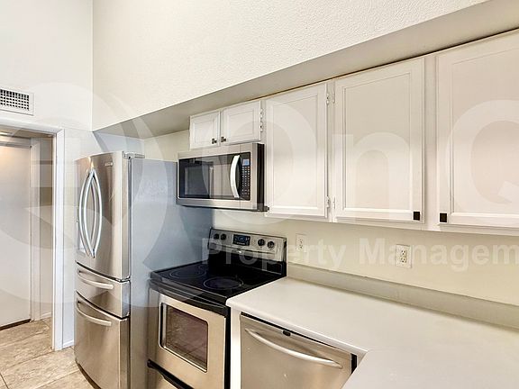 5th image of 9121 N 68th Ave