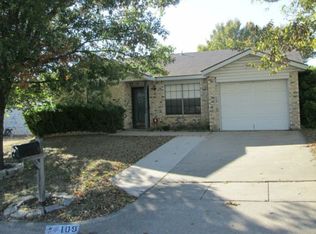109 N Buffalo Grove Rd, Fort Worth, TX 76108