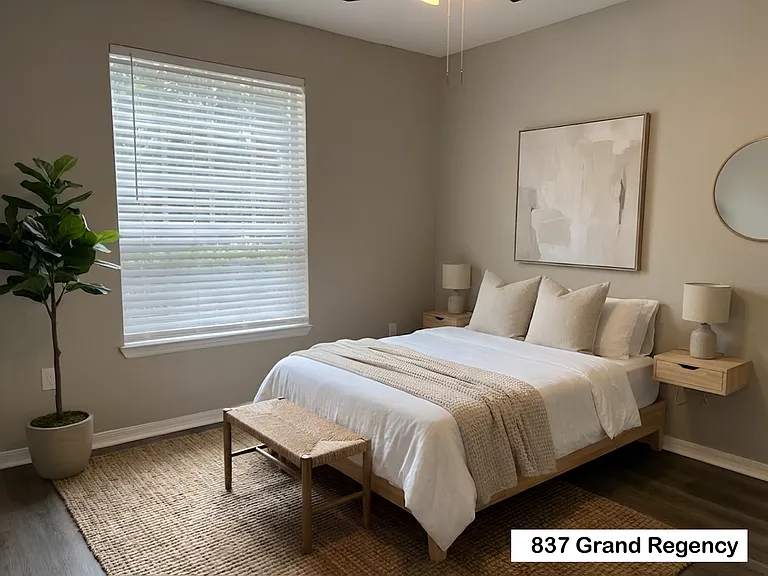 837 Grand Regency Point — Photo 8