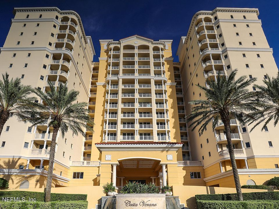 1st image of 1031 1ST Street S #305