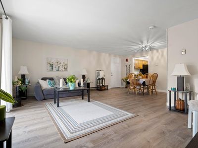 39 Ernest Ave APT 202, Exeter, NH, 03833