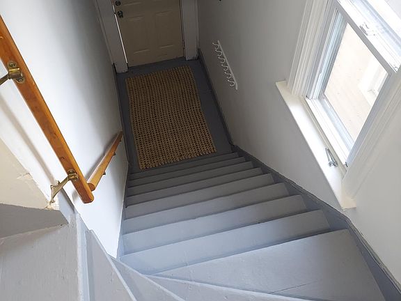 3rd image of 280 Richmond St #B