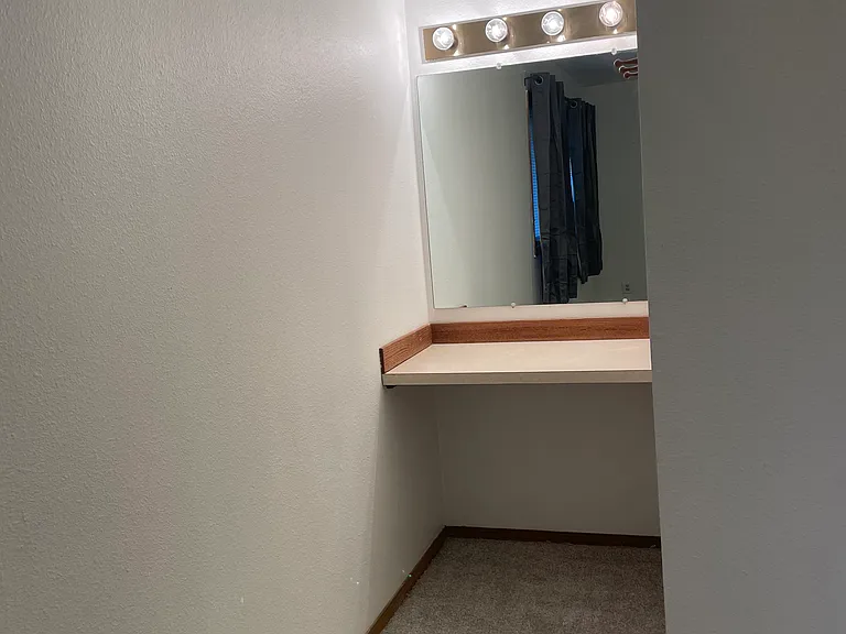 Master vanity.