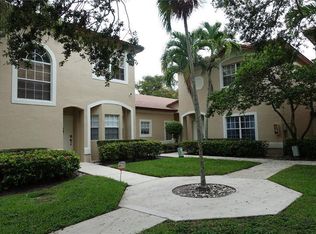 16205 Emerald Cove Rd, Fort Lauderdale, FL 33331